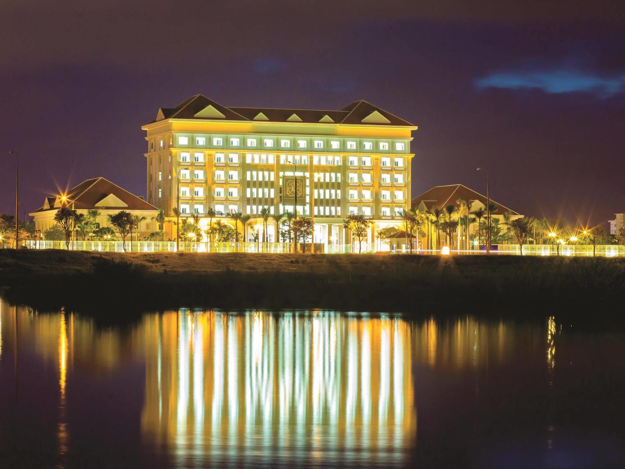 Ban Thach Riverside Hotel & Resort Tam Kỳ Exterior photo